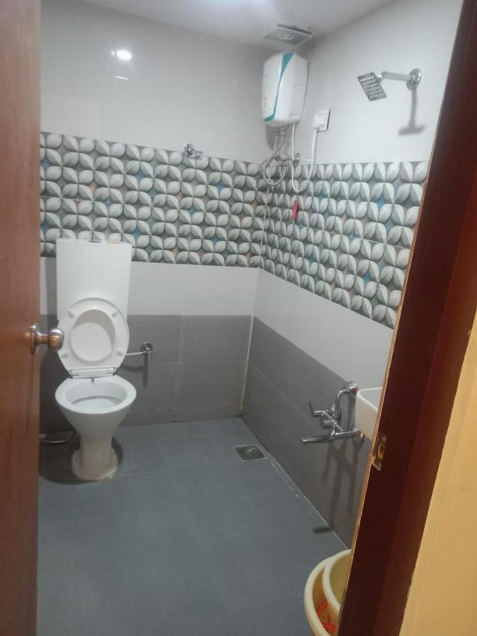 Hotel Shreeji'S Gandhinagar Zewnętrze zdjęcie